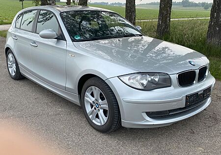 BMW 118i 1.Hand Scheckheft