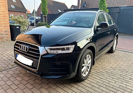 Audi Q3 2.0 TDI unfallfrei nachlackierungsfrei 1Hand