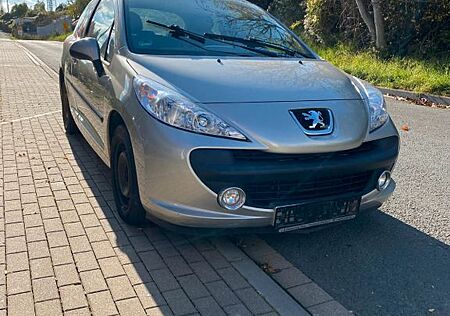 Peugeot 207 CC Platinum 150 THP Platinium