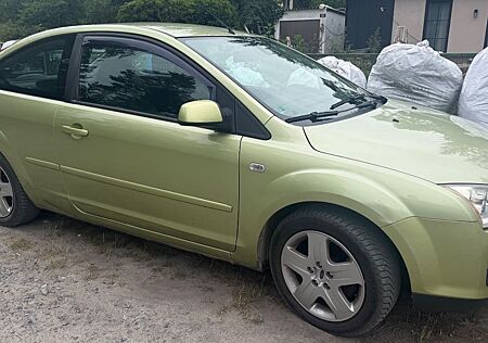 Ford Focus 1.6 Rentnerbesitz Klima Sitzheizung