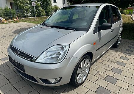 Ford Fiesta Ghia*Klima*WenigKm.54.243 FunkFe. Lenkrad