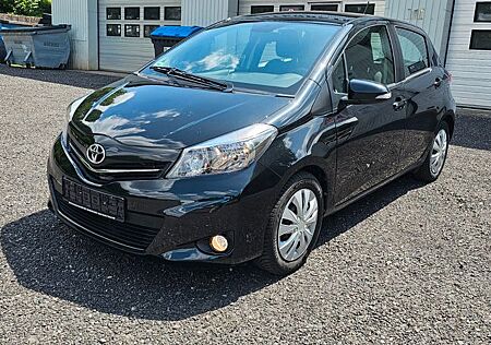 Toyota Yaris Basis