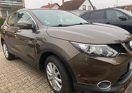 Nissan Qashqai 1.2 DIG-T Acenta Acenta