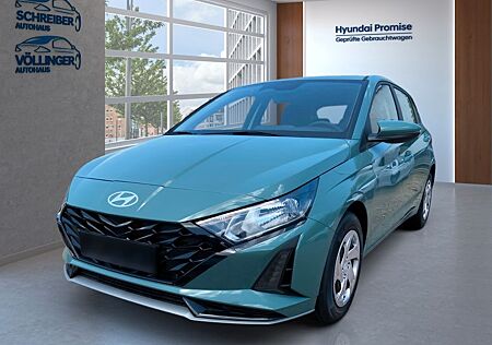 Hyundai i20 Select 6-MT Navi MJ2025 100PS
