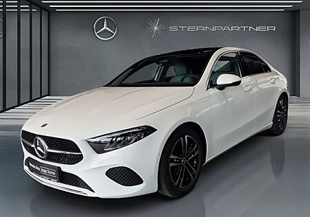 Mercedes-Benz A 220 4M Lim., Progressive, LED, Pano, Distr.