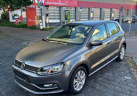 VW Polo Volkswagen V Comfortline 1. Hand Allwetterreifen