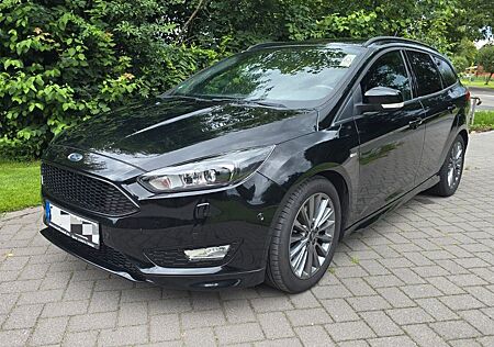 Ford Focus 1,5 EcoB. ST-Line Aut. AHK 4Zyl. 134KW