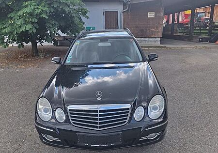 Mercedes-Benz E 320 CDI 4MATIC T AVANTGARDE Avantgarde