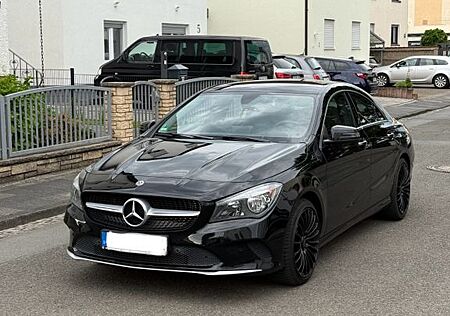 Mercedes-Benz CLA 200 d Coupé -