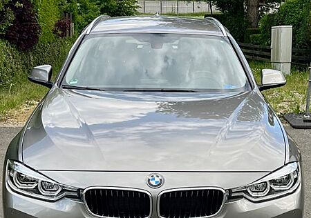 BMW 320i Touring - Unfallfrei // Top gepflegt