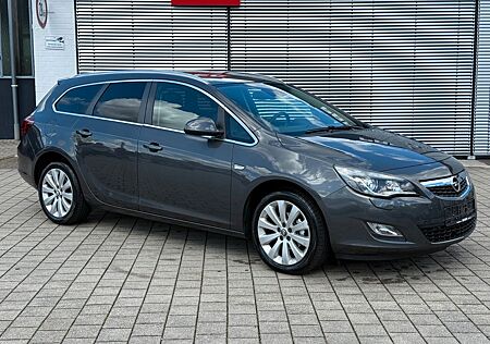 Opel Astra J Sports Tourer Innovation