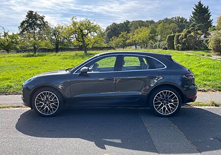 Porsche Macan S Pano/Leder/21 Zoll/StHZ/AHK/LED/Garantie