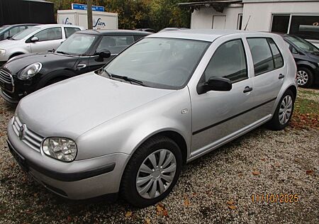 VW Golf Volkswagen 1.6 Auto Comfortline