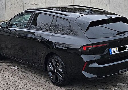 Opel Astra electric Astra Sports Tourer Electric GS Leder NP: 54400€
