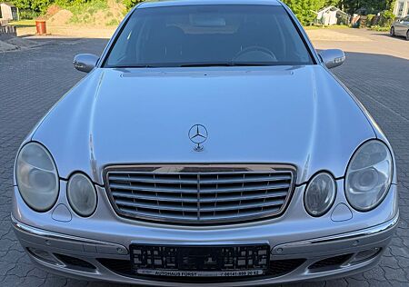 Mercedes-Benz E 500 ELEGANCE Elegance