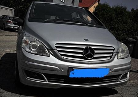Mercedes-Benz B 170 -