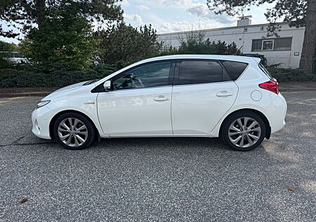 Toyota Auris 1.8 Hybrid Executive