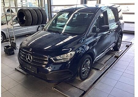 Mercedes-Benz T-Klasse T 180 d * Style mit Leder