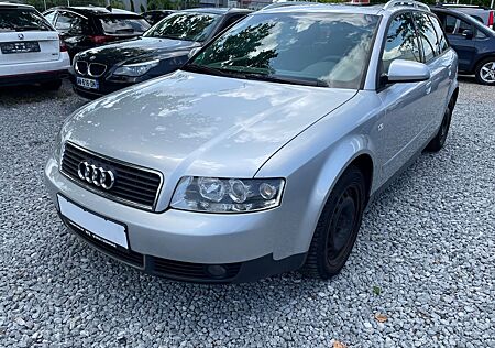 Audi A4 2.5 TDI Avant/TCS/ISO/MEMORY/Klima/SAUBER/