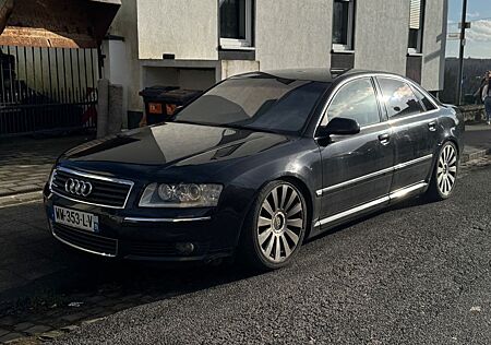 Audi A8 4.2 Quat.*BOSS*Luft*TÜV*Leder*Deutsch*