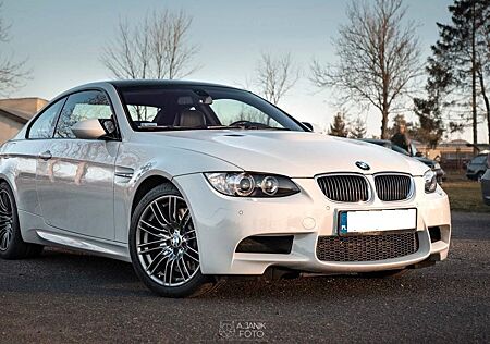 BMW M3 Coupé EU manual/shalt. Low mileage.