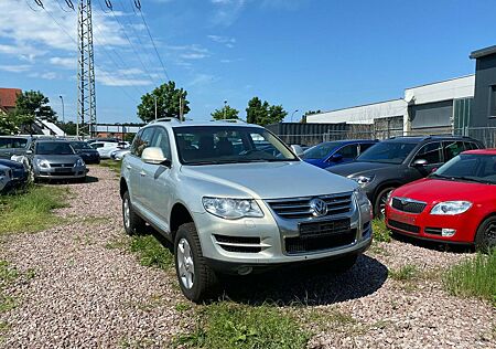 VW Touareg Volkswagen V6 TDI*Leder*Navi*ALU*AHK*Scheckheft*