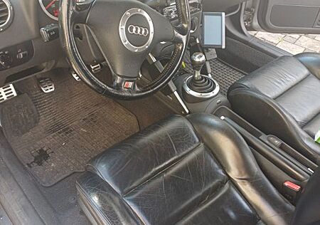 Audi TT Coupe 1.8T quattro 165 kW -APX Motor