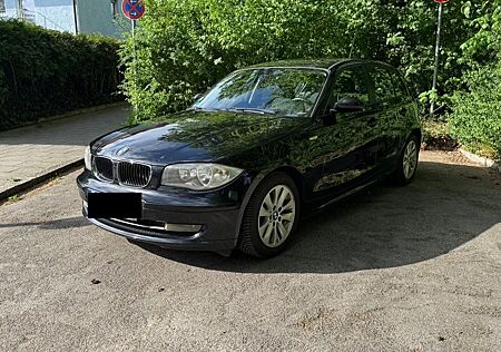 BMW 116i - Gepflegter 1er mit Schiebedach
