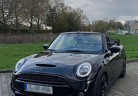 Mini Cooper S Cabrio Sportausstattung