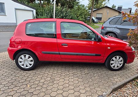 Renault Clio Authentique 1.2 Eco2 Authentique