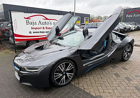 BMW i8 Coupe AWD/Harman Kardon/HUD/360°/SHZ