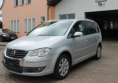 VW Touran Volkswagen Highline 7-Sitz