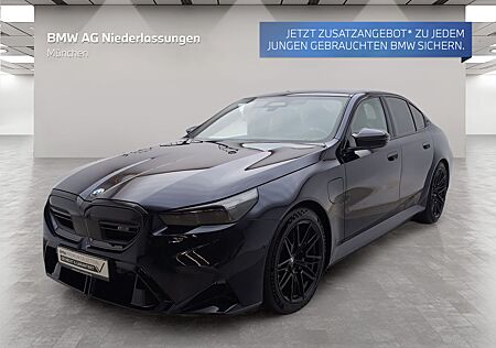 BMW M5 Limousine AHK Driv.Assist.Prof B&W Sound Kame