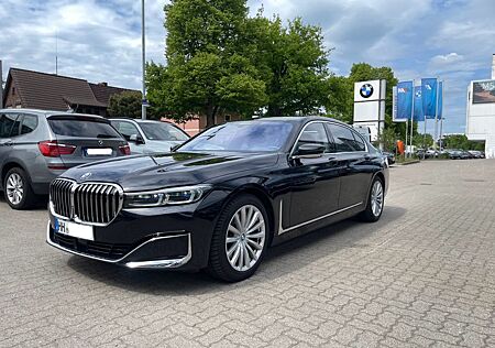BMW 740Ld xDrive Individual Integral B&W Executive