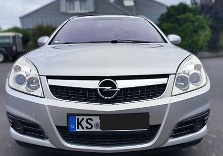 Opel Vectra Caravan 2.2 DIRECT | Inspektion Neu + TÜV