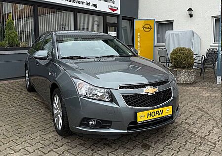 Chevrolet Cruze *AUTOMATIK*AHK*SHZ*NAVI*KLIMA*