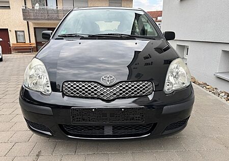 Toyota Yaris 1.0 - ideal für Fahranfänger, top gepflegt