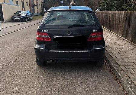Mercedes-Benz B 200 CDI -