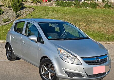 Opel Corsa D TÜV NEU, Klima, Orginal Fahrradträger