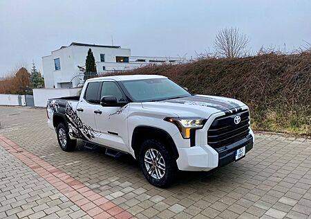 Toyota Tundra 3.5i SR5 4x4 Biturbo 2022 nur 19 tkm