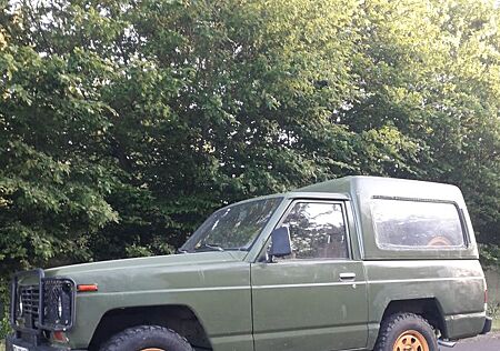 Nissan Patrol EBRO/4x2x4 / Manuel/MD 27 Perkins Motor