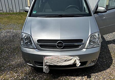 Opel Meriva 1.6 -