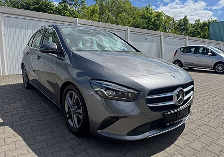 Mercedes-Benz B 180 d *Automatik*LED*360°Kam*Memory*Burmester*