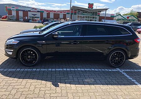 Ford Mondeo 2,2TDCi 200 PS Titanium Vollausstattung
