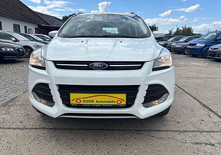 Ford Kuga Titanium TÜV 4/27