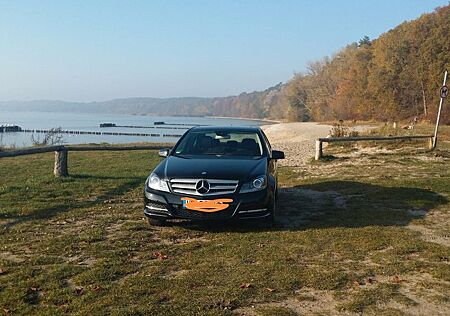 Mercedes-Benz C 180 BlueEFFICIENCY -