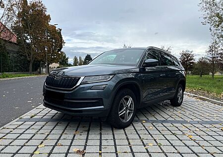 Skoda Kodiaq Style 4x4 /DSG/NAV/CAM/STHZ/7 SITZ/PDC