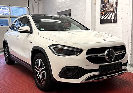 Mercedes-Benz GLA 250 GLA 250e Pano/Sitzklima/360°/Distr/Keyless/MBeam