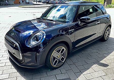 Mini Cooper SE Yours Trim HUD LEDER GARANTIE PAN