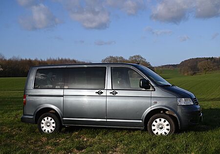 VW T5 California Volkswagen Beach